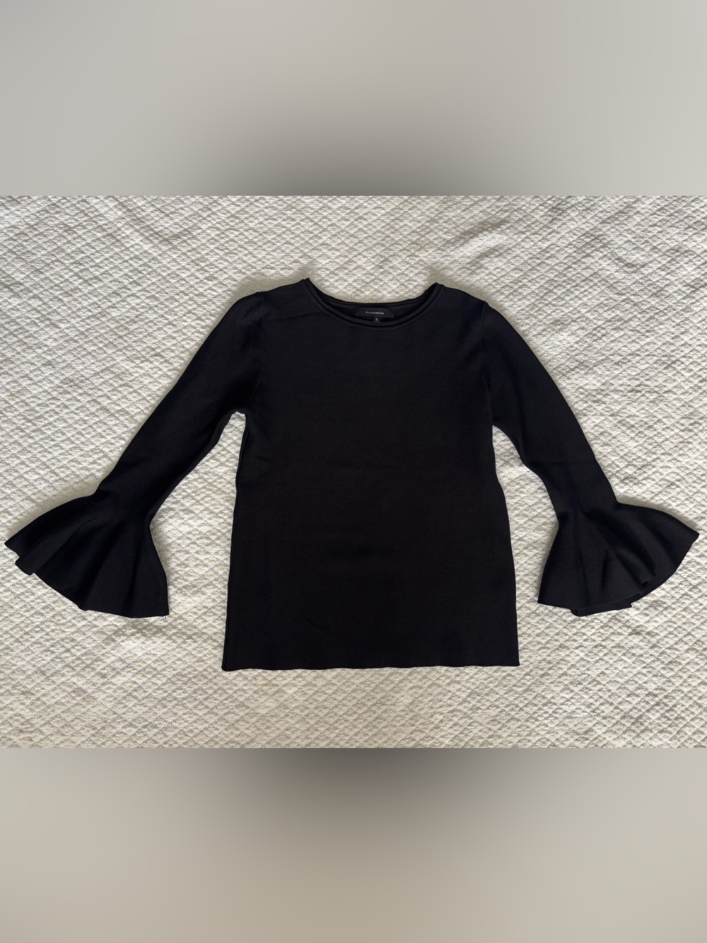 Olivaceous Black Ribbed Bell Sleeved